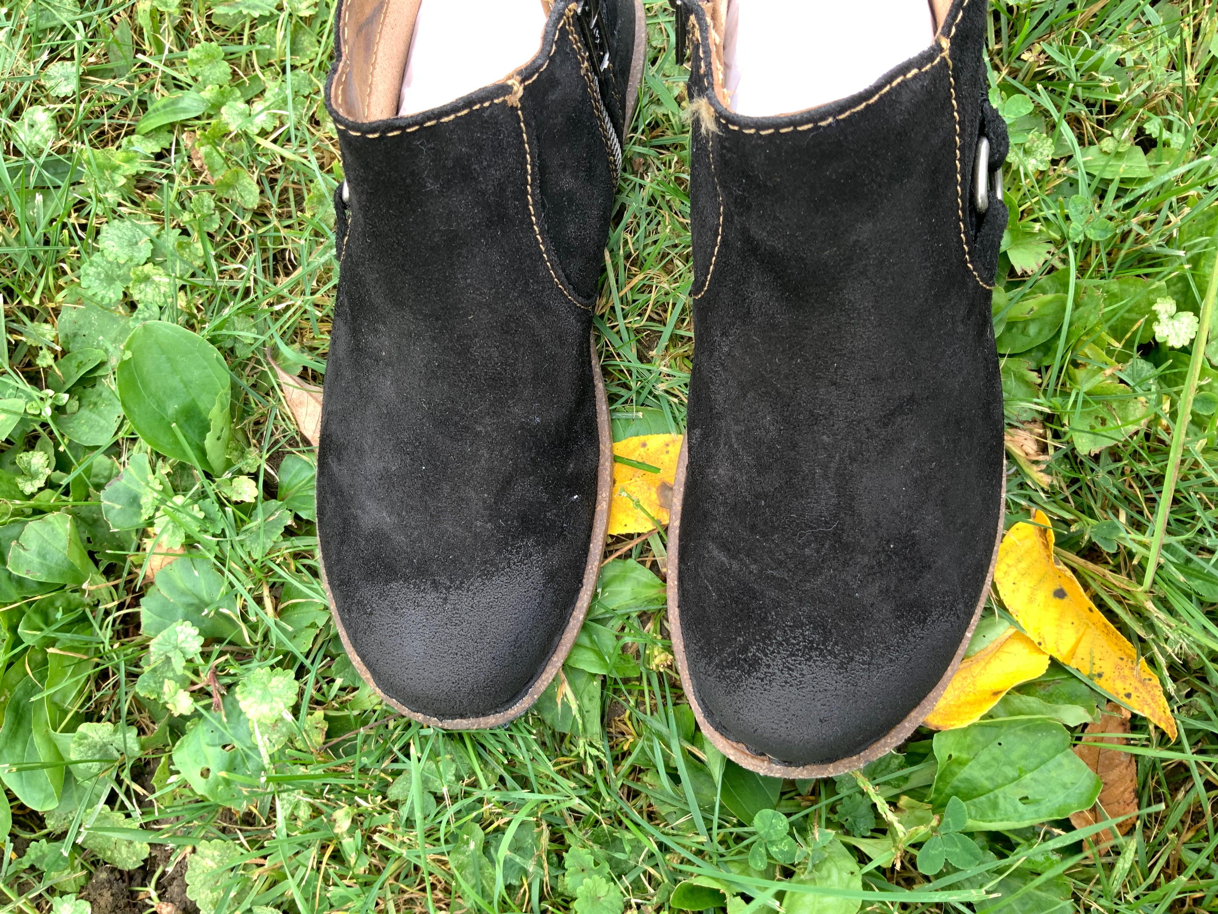 Born black outlet suede booties