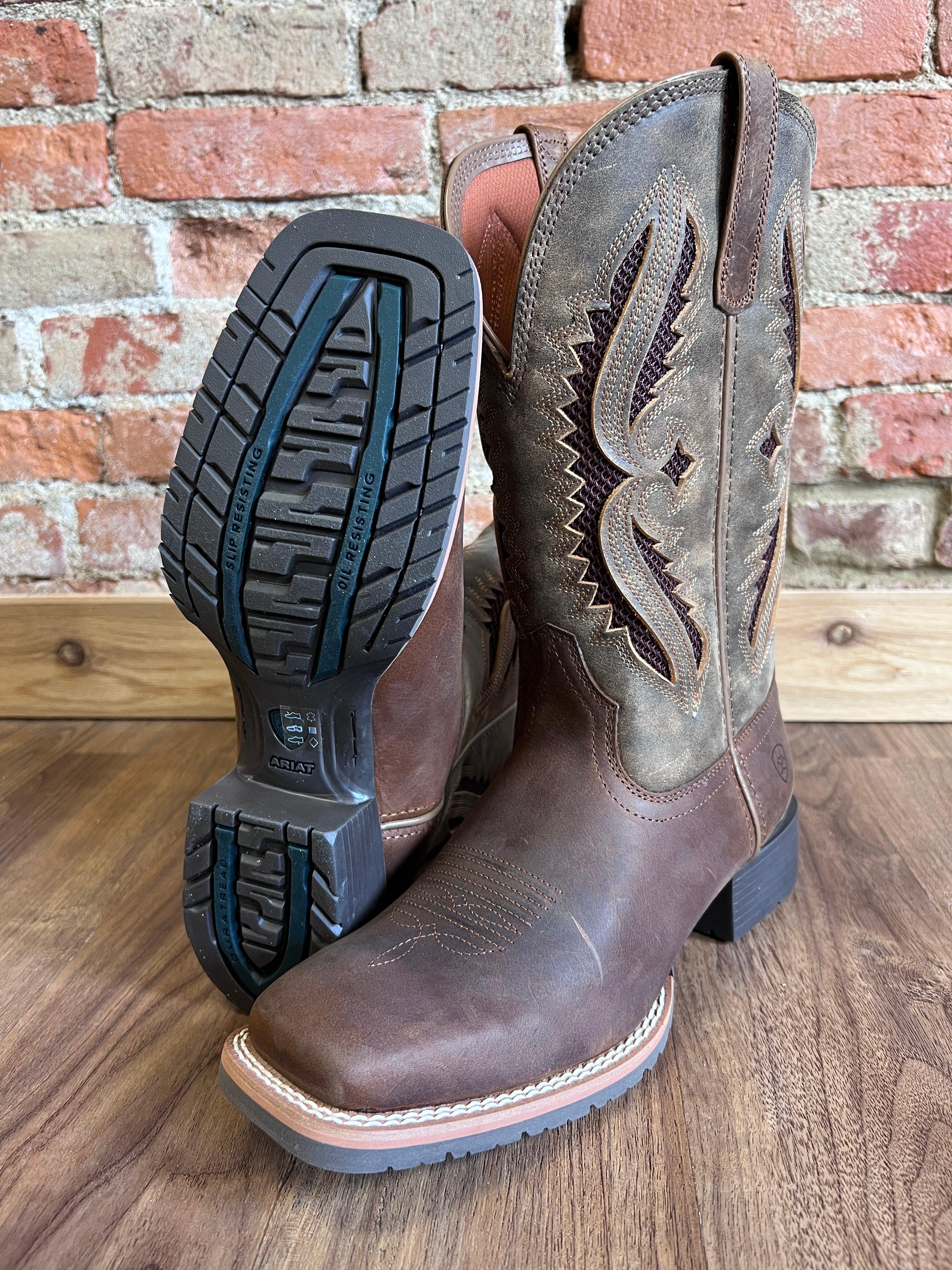 Ariat women's hybrid rancher hotsell work boot